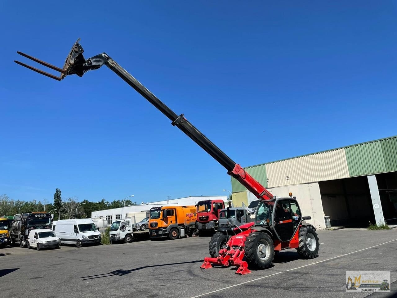 Chariot télescopique Manitou MT 1030-7m – Image 2