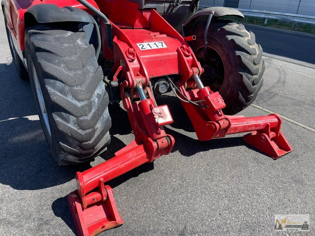 Chariot télescopique Manitou MT 1030-7m – Image 10