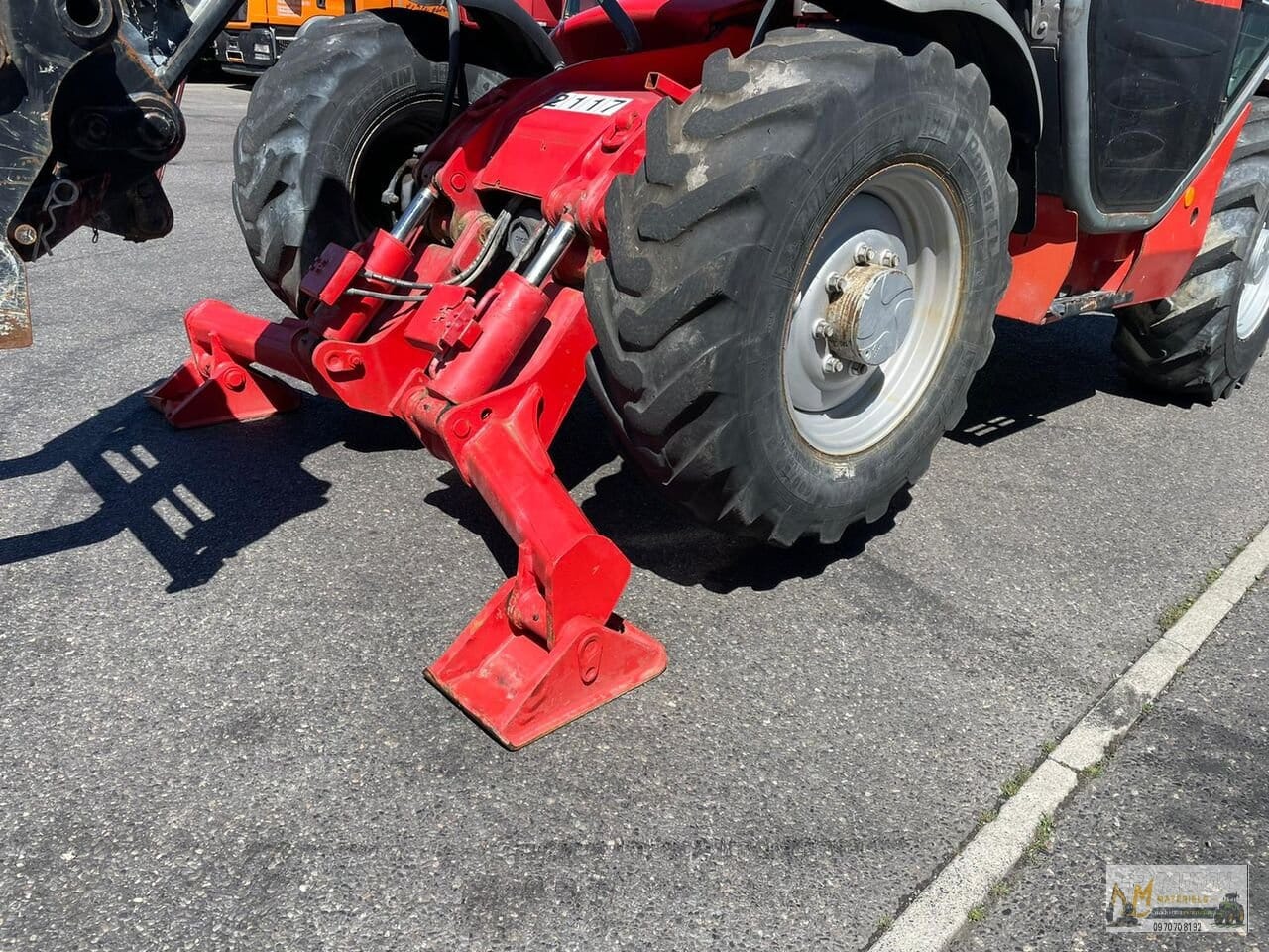Chariot télescopique Manitou MT 1030-7m – Image 11