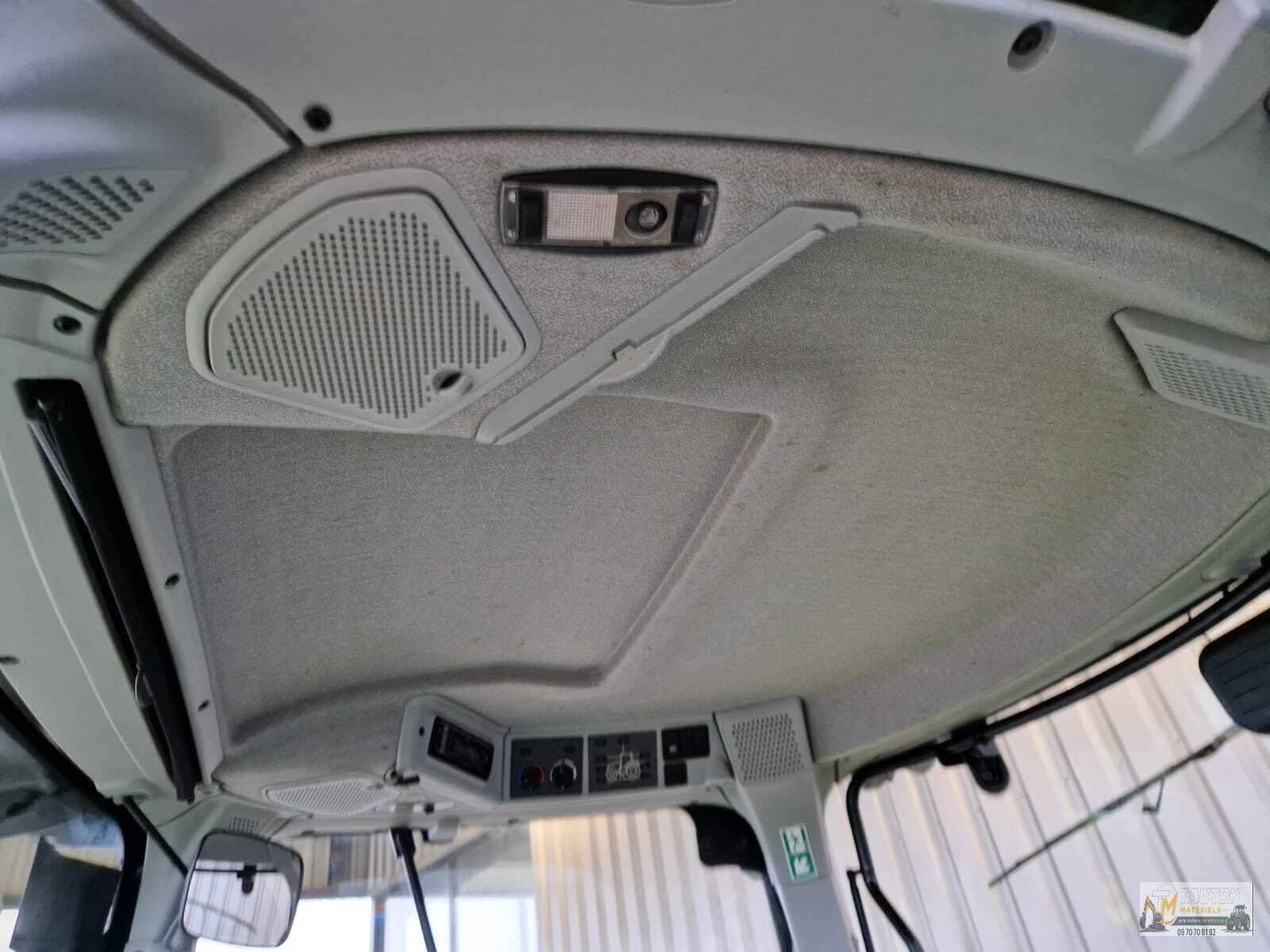 Tracteur agricole CLAAS ARION 630 CIS – Image 11