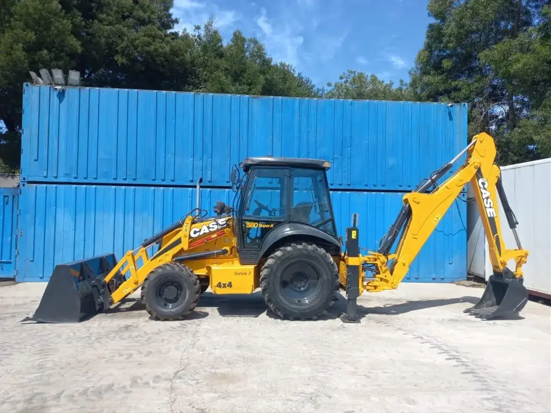Tractopelle Case 580 SR – 4PT Super R