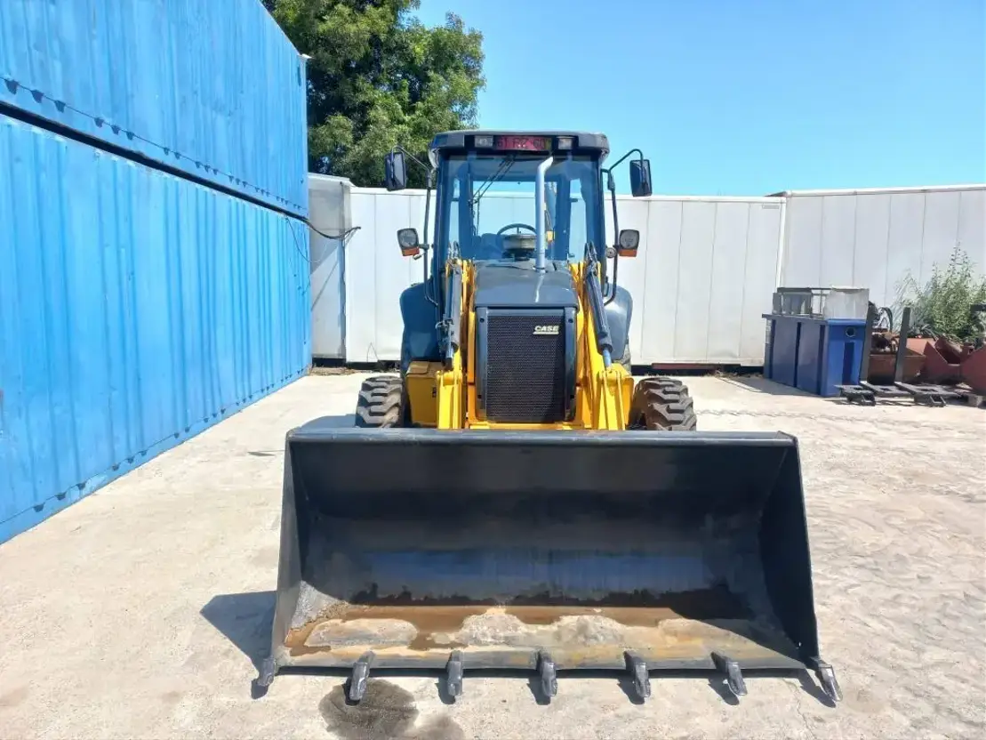Tractopelle Case 580 SR – 4PT Super R – Image 9