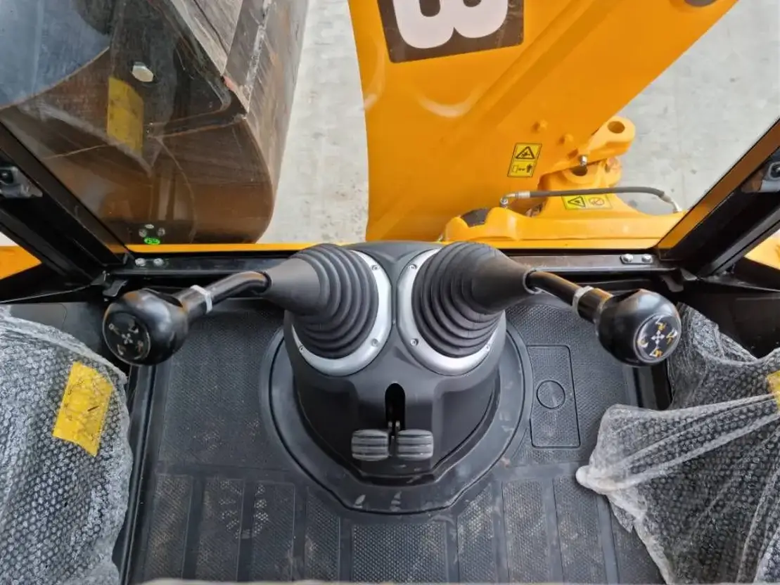 Tractopelle JCB 3DX – Image 2